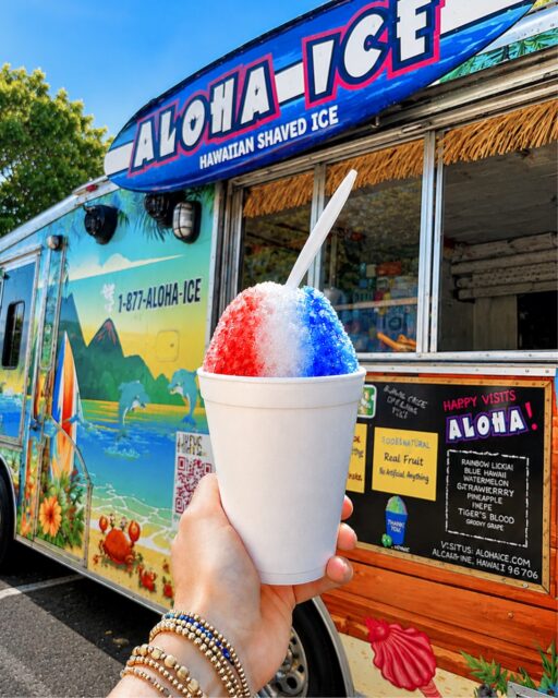 Red, white, and blue never tasted so good! 🇺🇸🍧

Wishing everyone a fun, festive, and safe Independence Day from Holly Springs Town Center!
.
.
.
#HollySpringsGA #HollySpringsTownCenter #FourthOfJuly #IndependenceDay #July4th @alohashavedicetruck